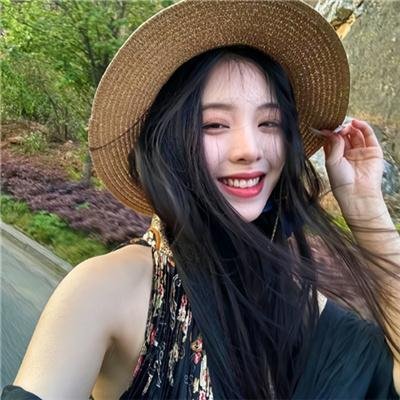 劳拉·马尔斯的眼睛